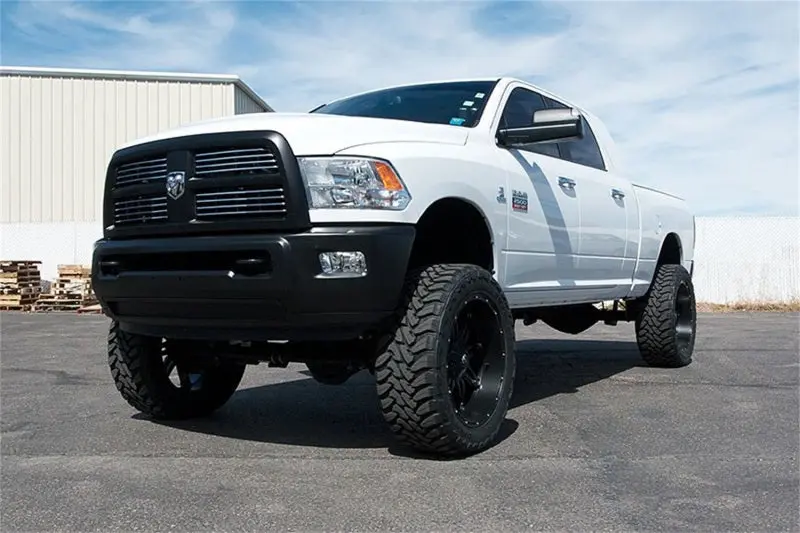 Tuff Country 6-Inch Lift Kit With Coil Springs For 2003–2007 Ram 3500 4×4 – Compatible With Sx8000 Models Through June 31, 2007 2
